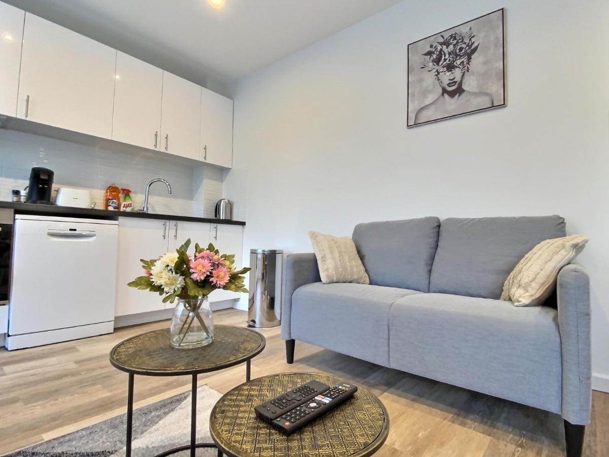 Cozy Appart' A Deux Pas De La Gare - Cozy Houses Palaiseau Bagian luar foto