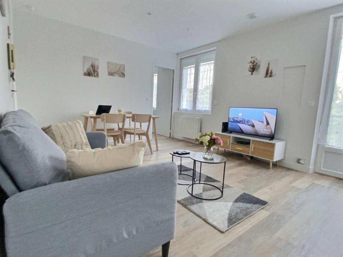 Cozy Appart' A Deux Pas De La Gare - Cozy Houses Palaiseau Bagian luar foto